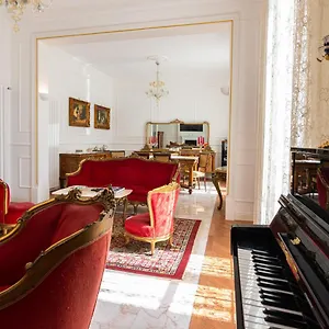 Apartment Le Rose Di Nonna Maria, Di Lusso In Centro Citta, Palermo